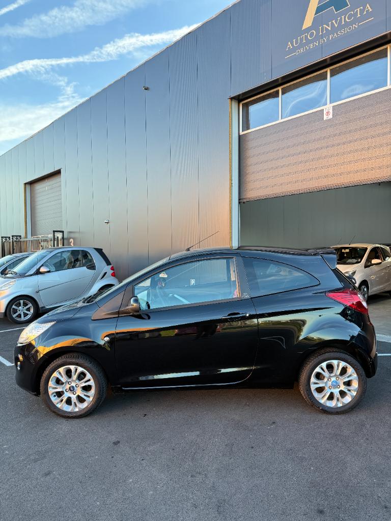 Ford KA 1.2 - titanium - airco
