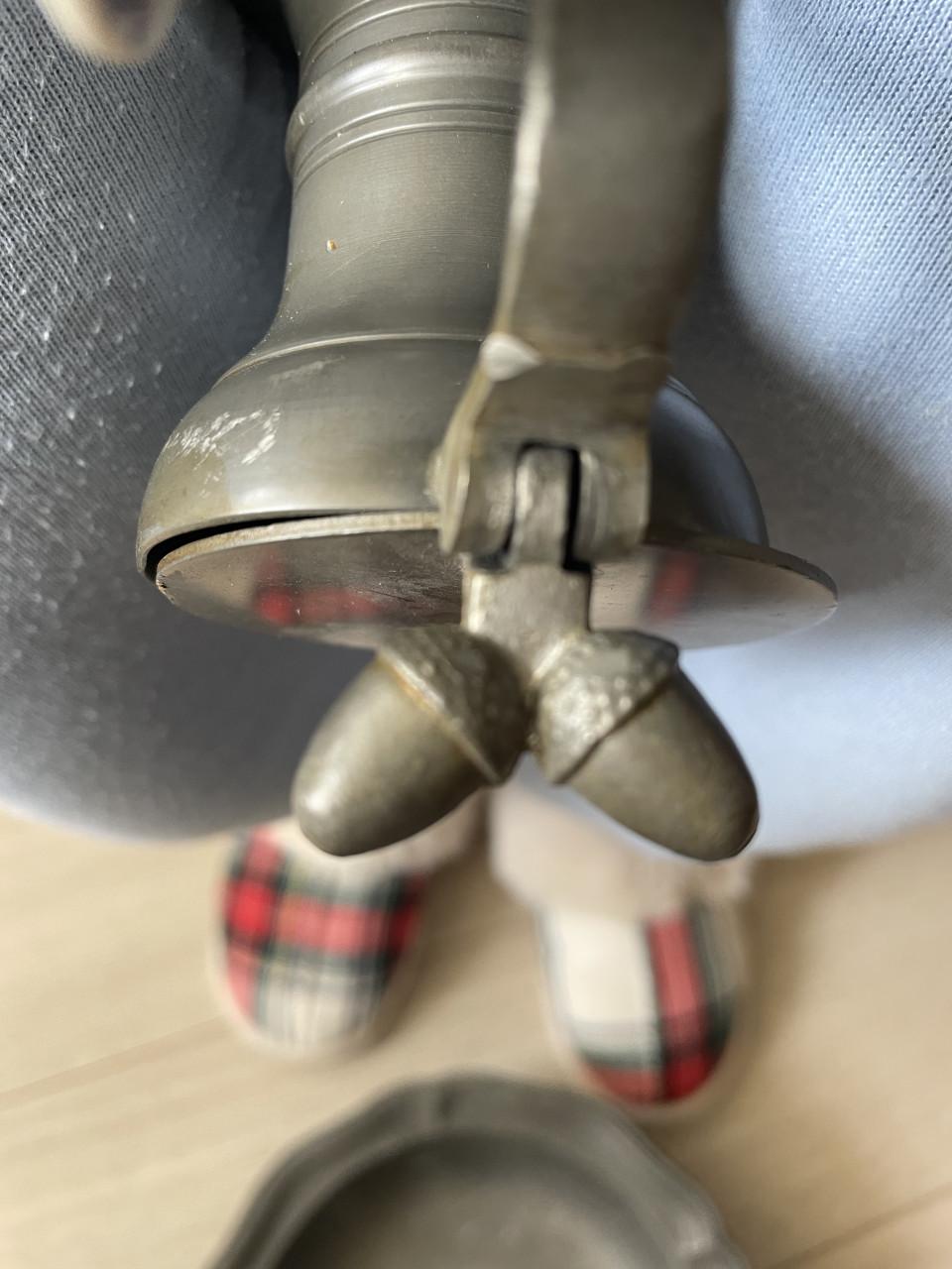 Tinnen schaal en kan