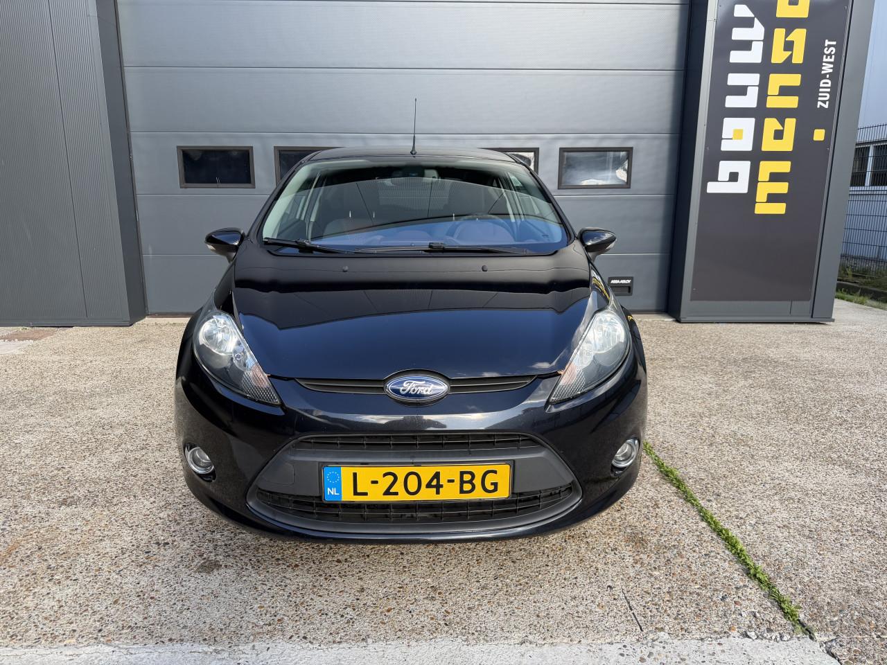 Ford Fiësta 1.4 71KW Trend 3DR 2009 Zwart Airco Apk Keyless