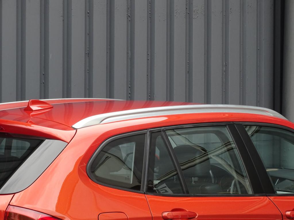 BMW X1 sdrive20i upgrade edition automaat | leder | navi