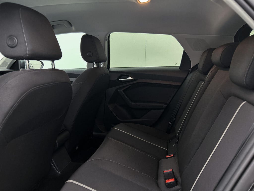 Audi A1 Sportback 30 tfsi epic | lmv | parkeer sensoren | virtual cockpit |