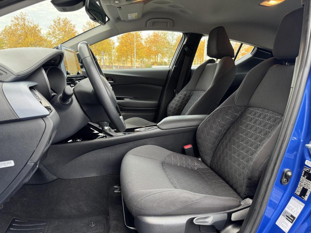 Toyota C-hr 2.0 hybrid dynamic nl-auto!