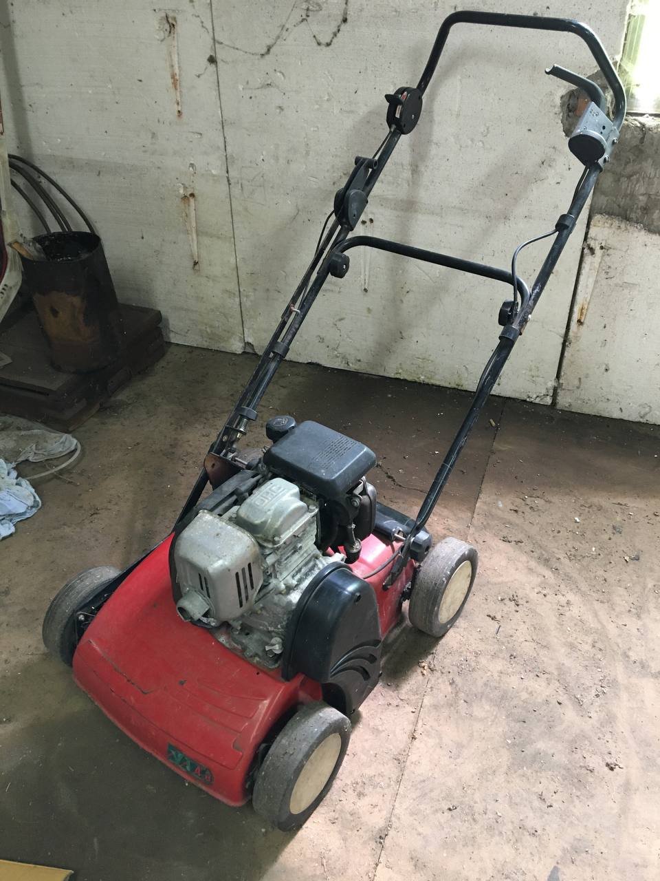 Verticuteermachine benzine