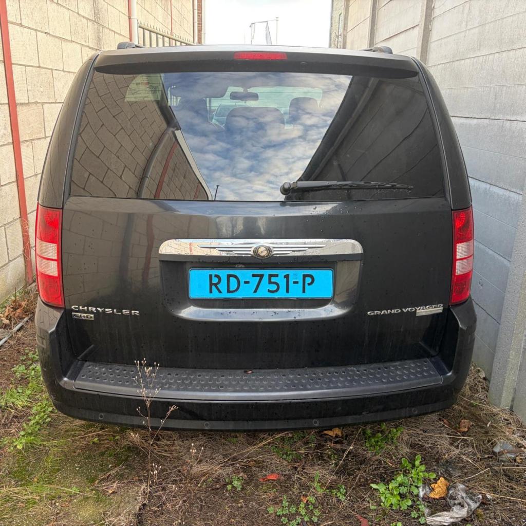 Chrysler Grand Voyager 2.8 crd limited/export/handel/lees tekst/read tekst!