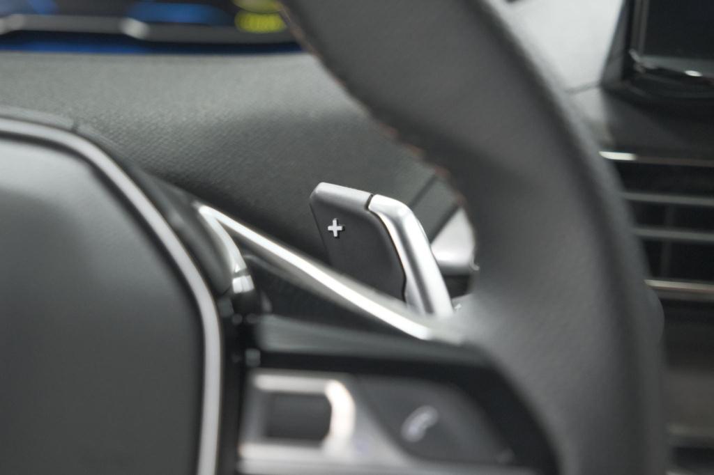 Peugeot 3008 1.2 hybrid 136 gt | 360 camera | adaptieve cruise control | el