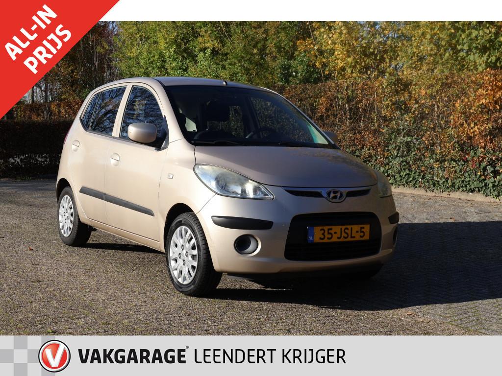 Hyundai I 10 1.1 dynamic automaat/1 jaar apk