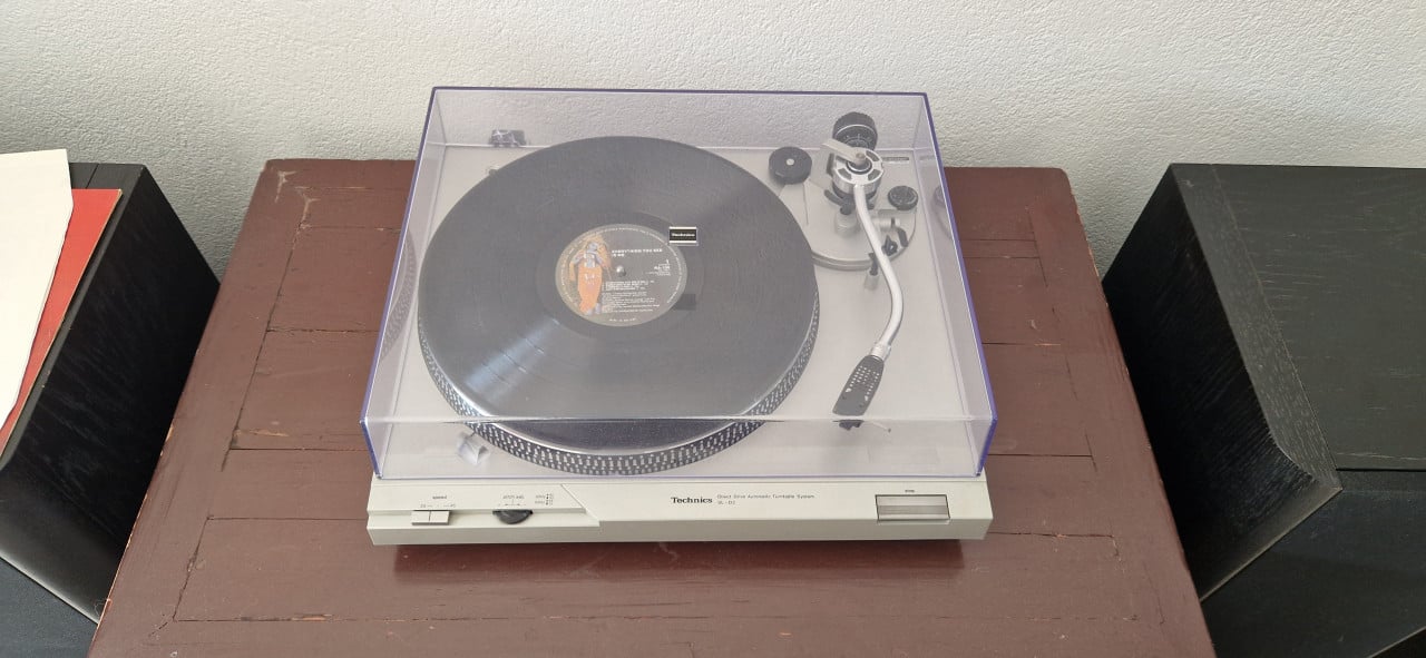 Technics SL-D2