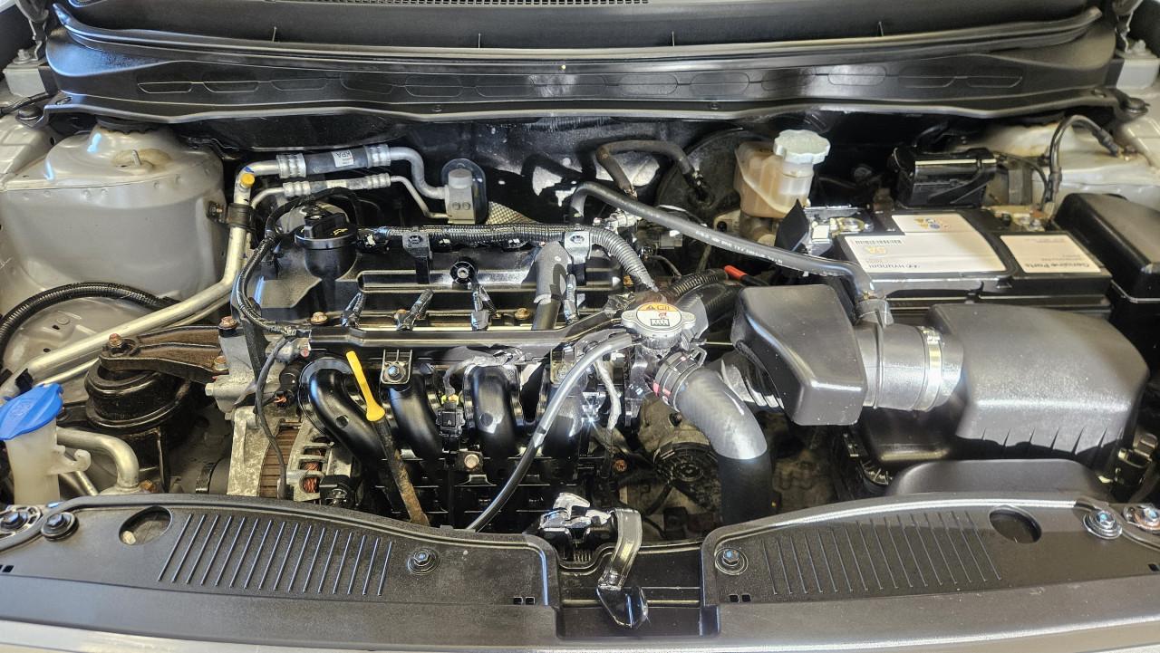 Zuinige HYUNDAI i20 Business 1.2i Blue NL AUTO / NAP / DEALER OND