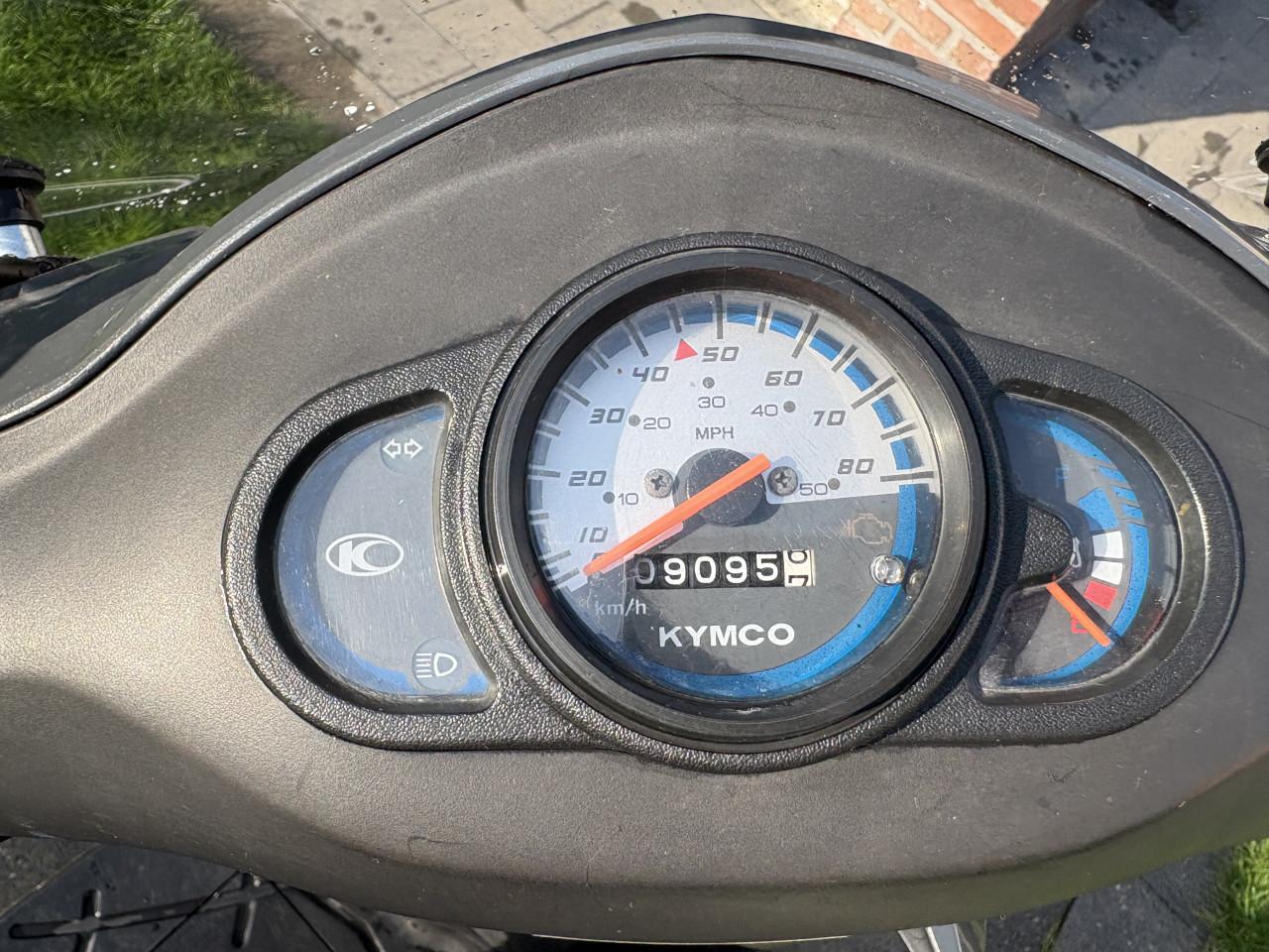 Kymco Agility 50 Scooter - Betrouwbaar en Zuinig
