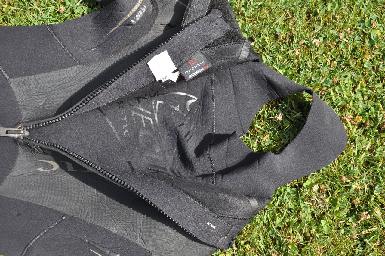 2x Wetsuit (maat M en S)
