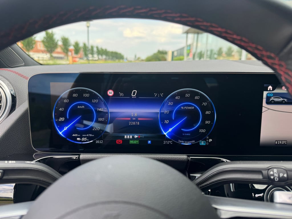 Mercedes-Benz Eqa 250+ amg line 71 kwh advanced automaat ,apple-carplay