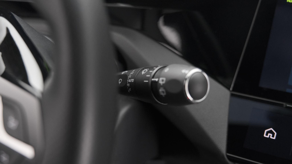 Peugeot 308 puretech 130 gt pack business | camera | dodehoekdetectie | app