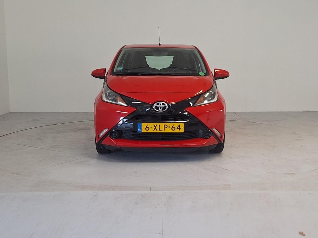 Toyota Aygo 1.0 vvt-i x-play