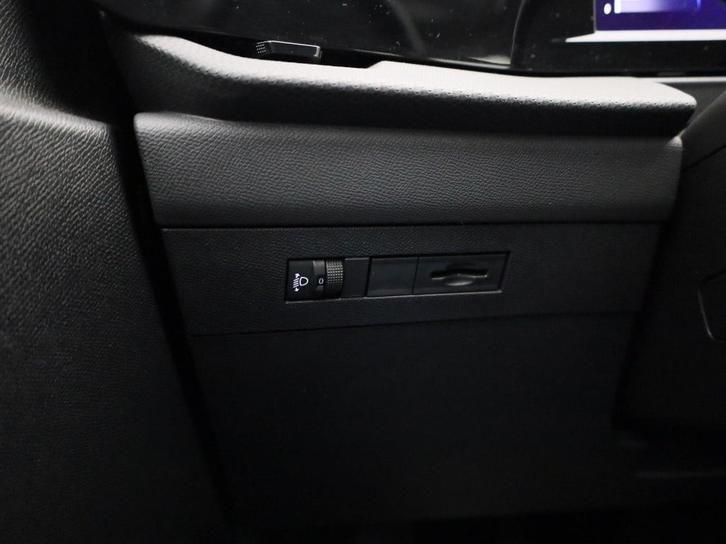 Opel Astra 1.2 edition | navigatie | climate control | parkeersensoren