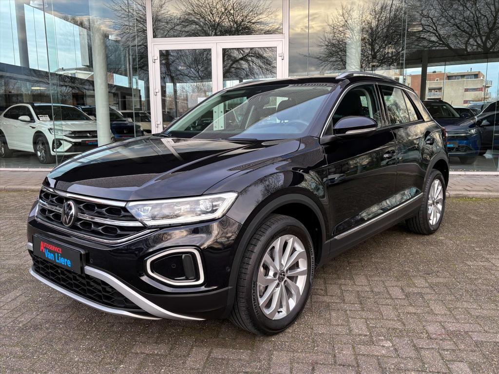 Volkswagen T-roc 1.5 tsi 150pk 7-dsg style| camera| keyless|dode hoek| rijk