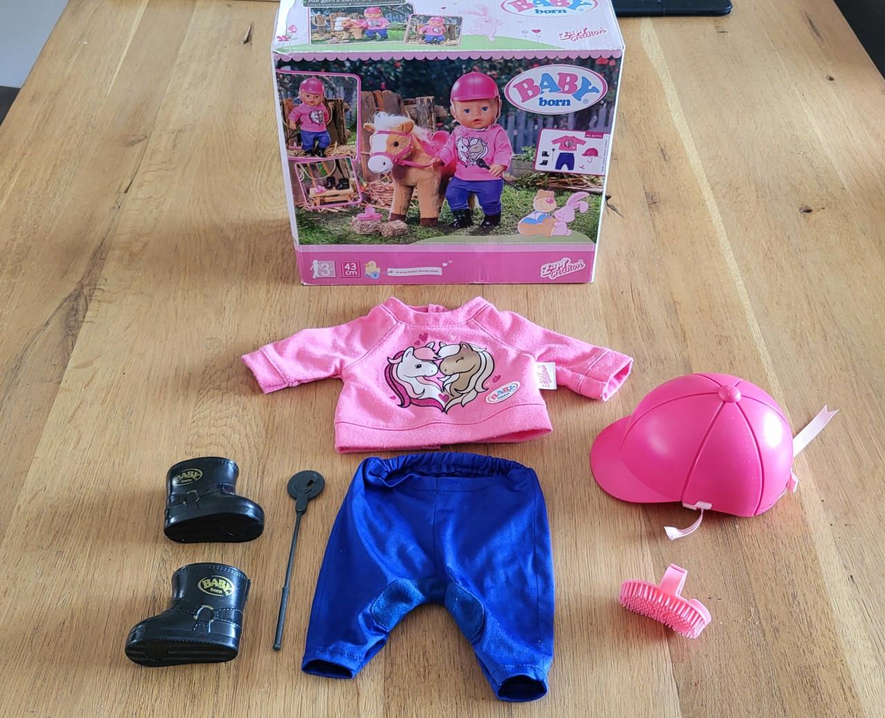 Baby Born paardrijset