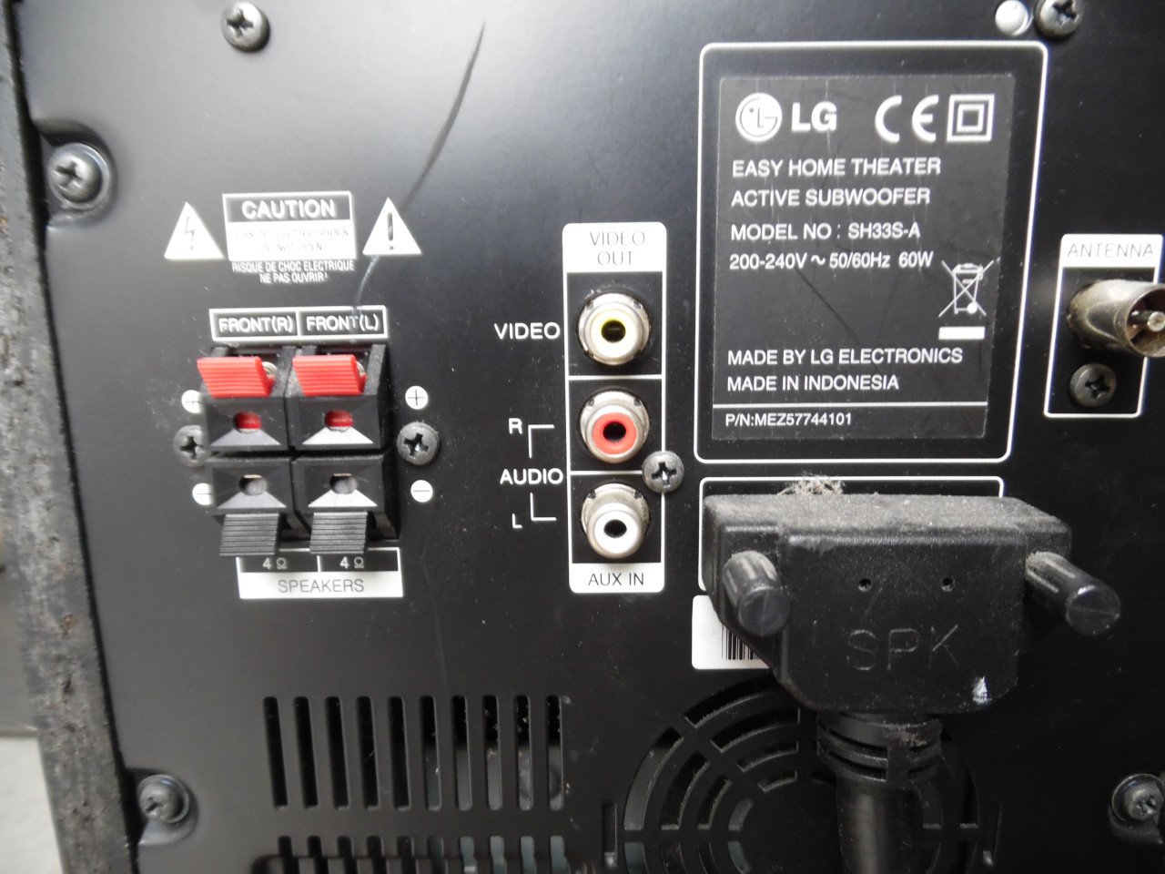 Stereo, subwoofer en draagbare radio