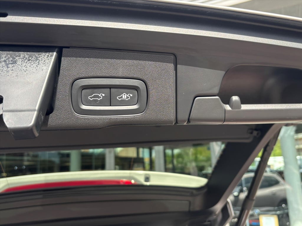 Volvo XC60 t6 recharge awd r-design| harman kardon|360 camera|schuifdak| tr
