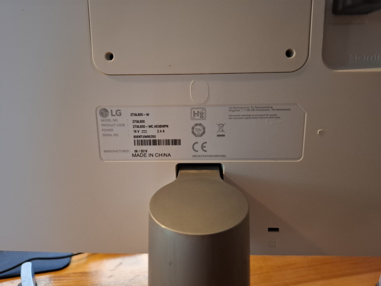 4K LG 27 inch monitor