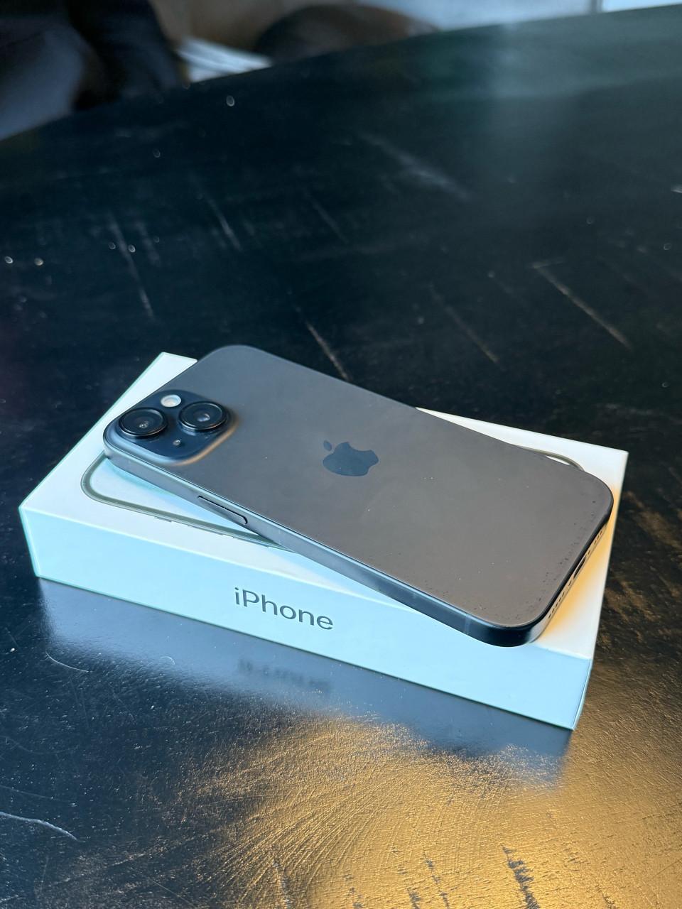 Apple Iphone 15 zwart 128GB