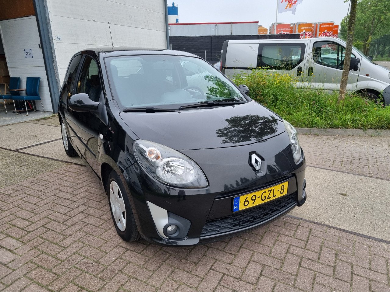 Renault Twingo 1.2- 16V Nokia