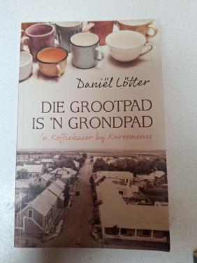 Te koop:   die grootpad is ’n grondpad    ( zuid afrikaans )