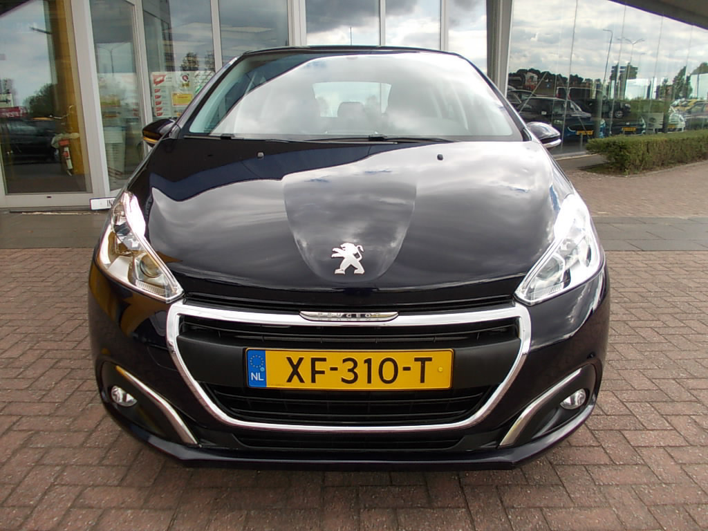 Peugeot 208 1.2 puretech 5-drs, airco, cr.contr., navi.