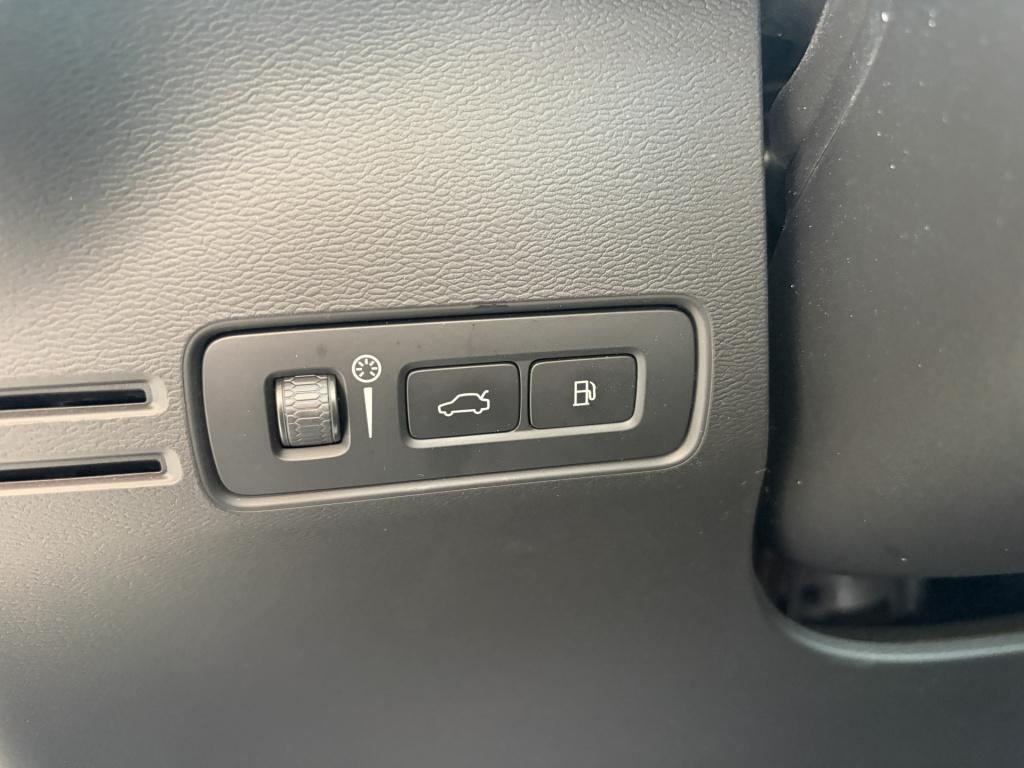 Volvo XC40 1.5 t4 recharge inscription expression