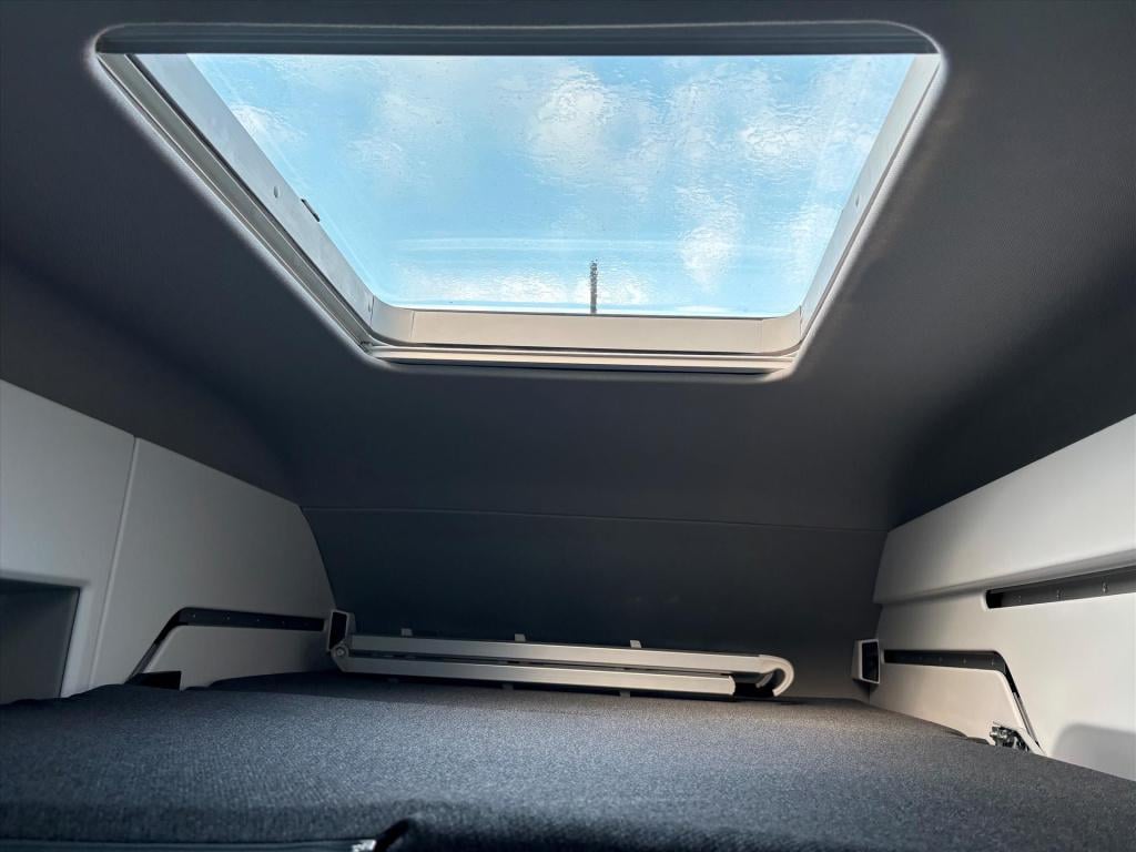 Volkswagen Transporter crafter 2.0tdi 177pk automaat grand california 600 |