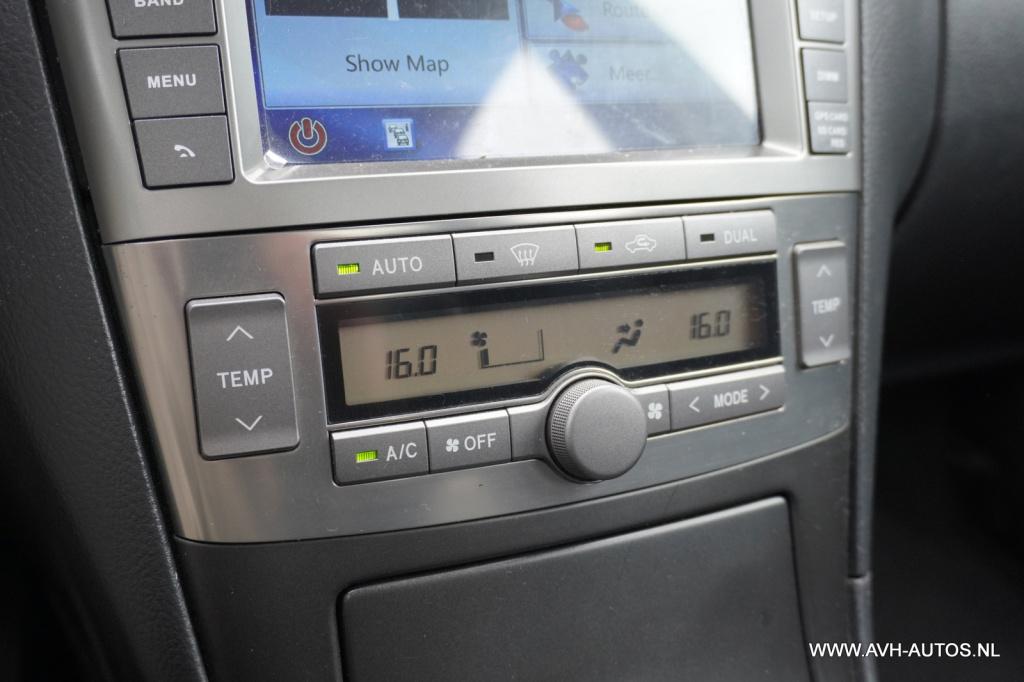 Toyota Avensis 2.0 vvti linea sol