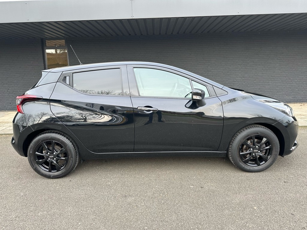 Nissan Micra 1.0l visia // black edition //23.000km! //