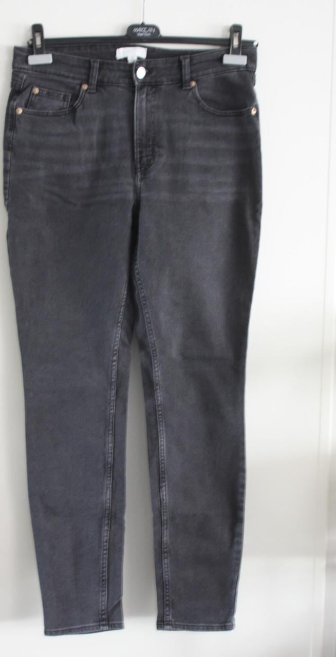 Donkergrijze spijkerbroek  maat 42