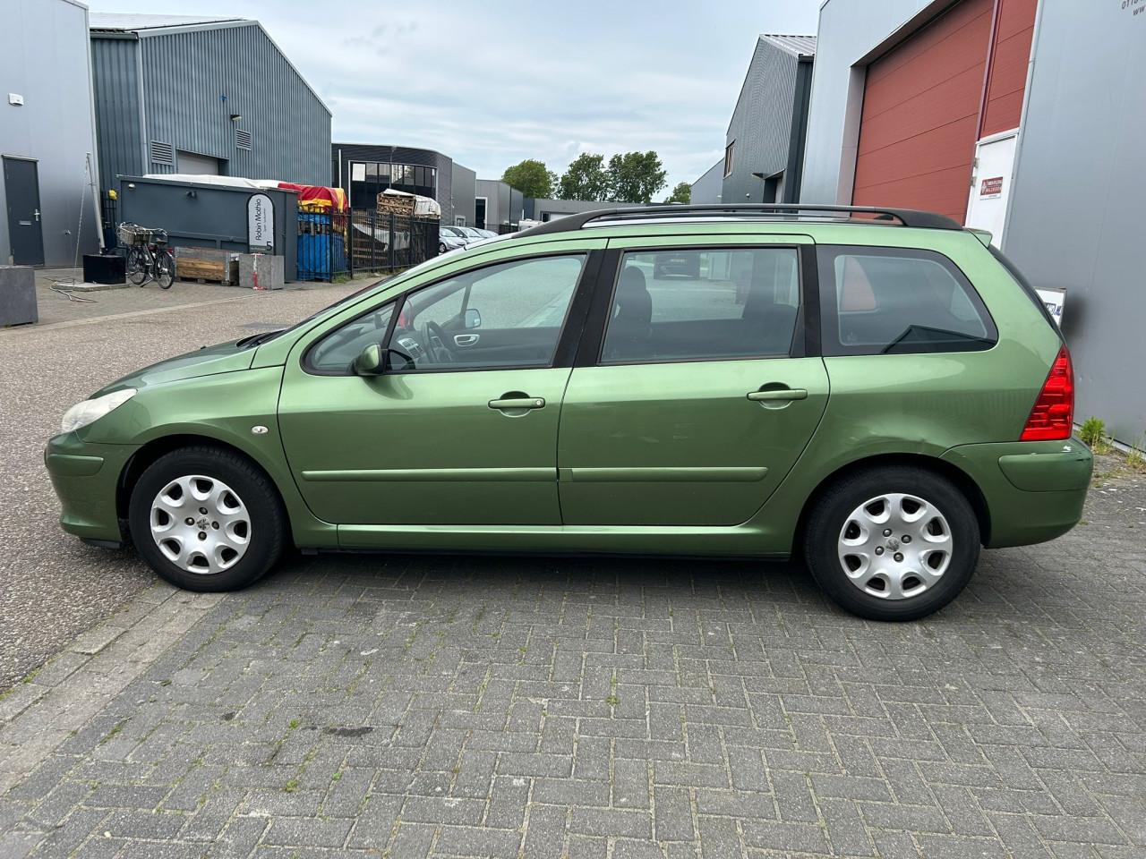 Peugeot 307 Break 1.4-16V XS €899 APK tot December