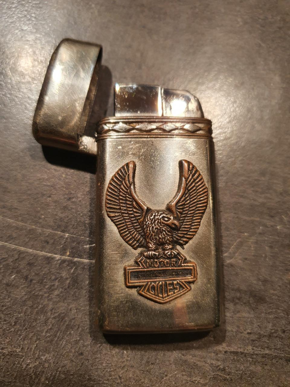 4 leuke vintage metalen aansteker in goede staat, navulbaar