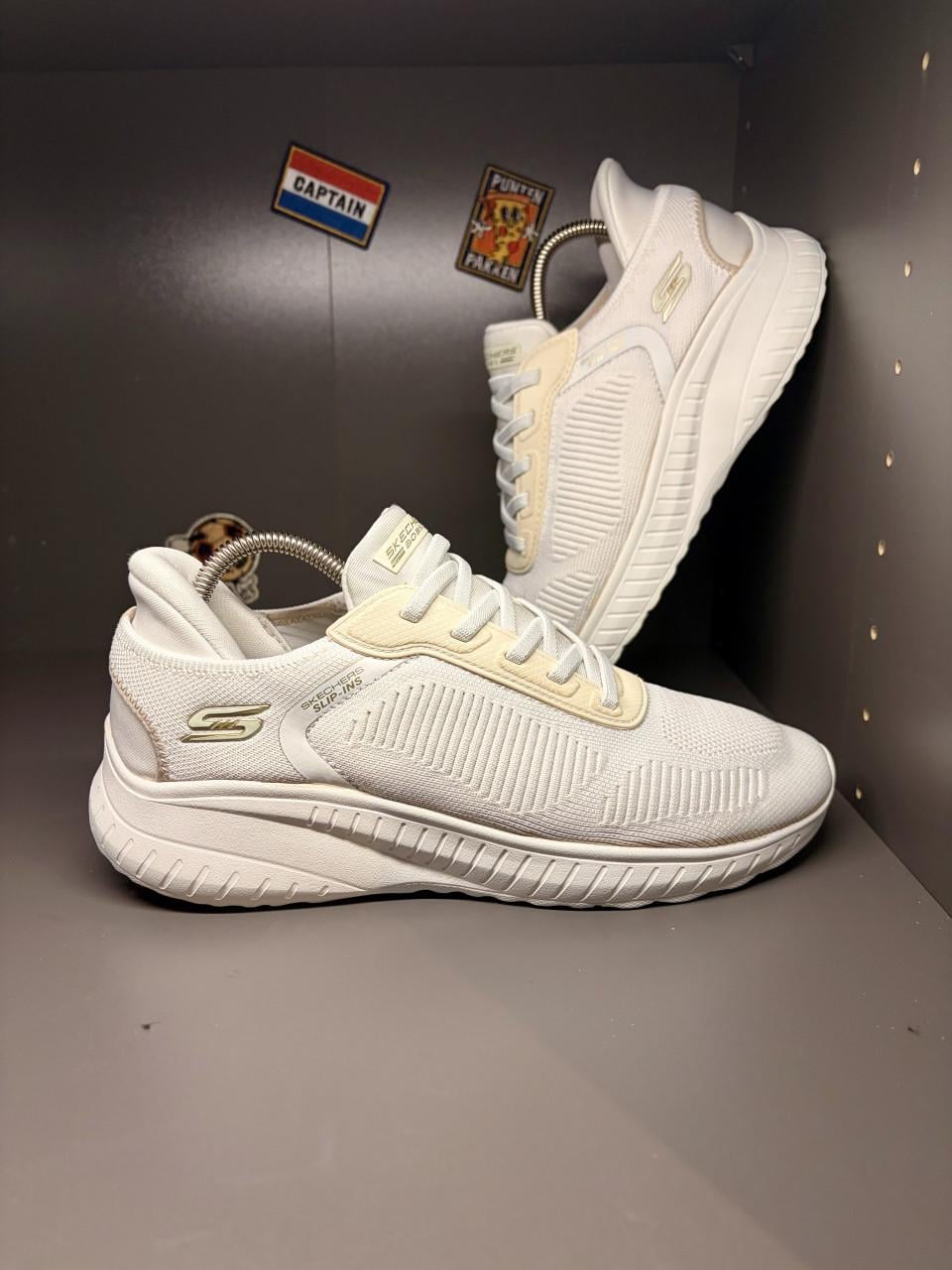 Skecher wit maat 38