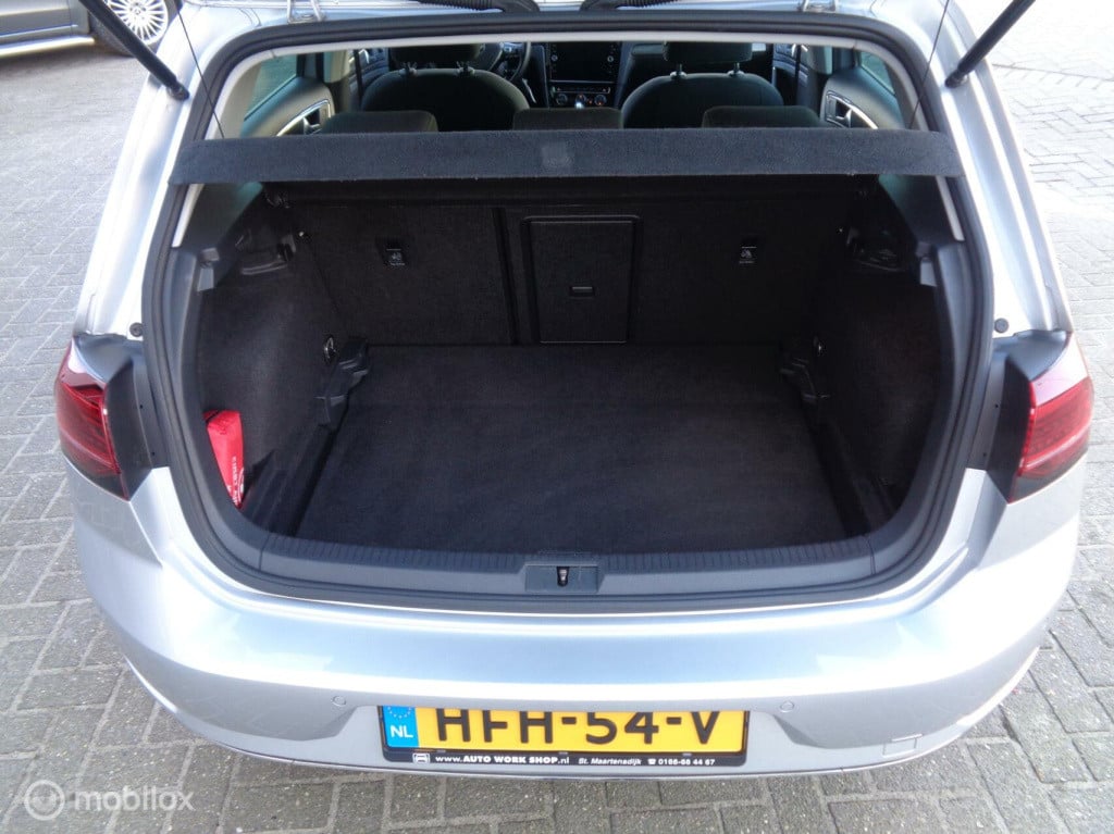 Volkswagen Golf 1.5 tsi iq-drive/airco/ecc/panorama dak/led/navi/carplay/lm