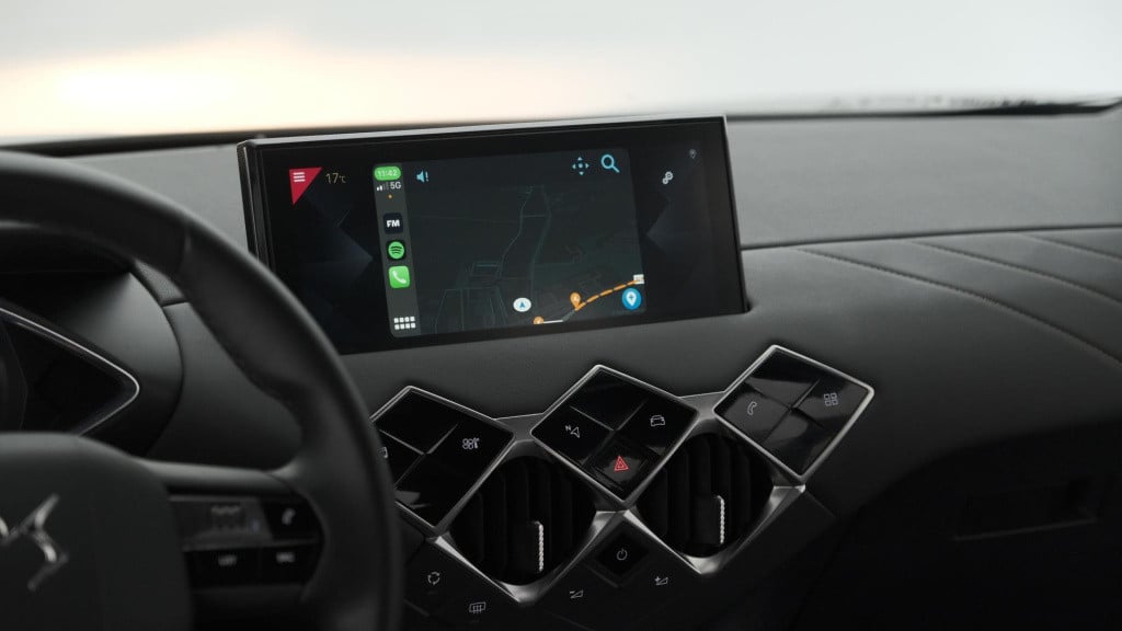Ds Ds 3 crossback puretech 100 montmartre | parkeersensoren | apple carplay