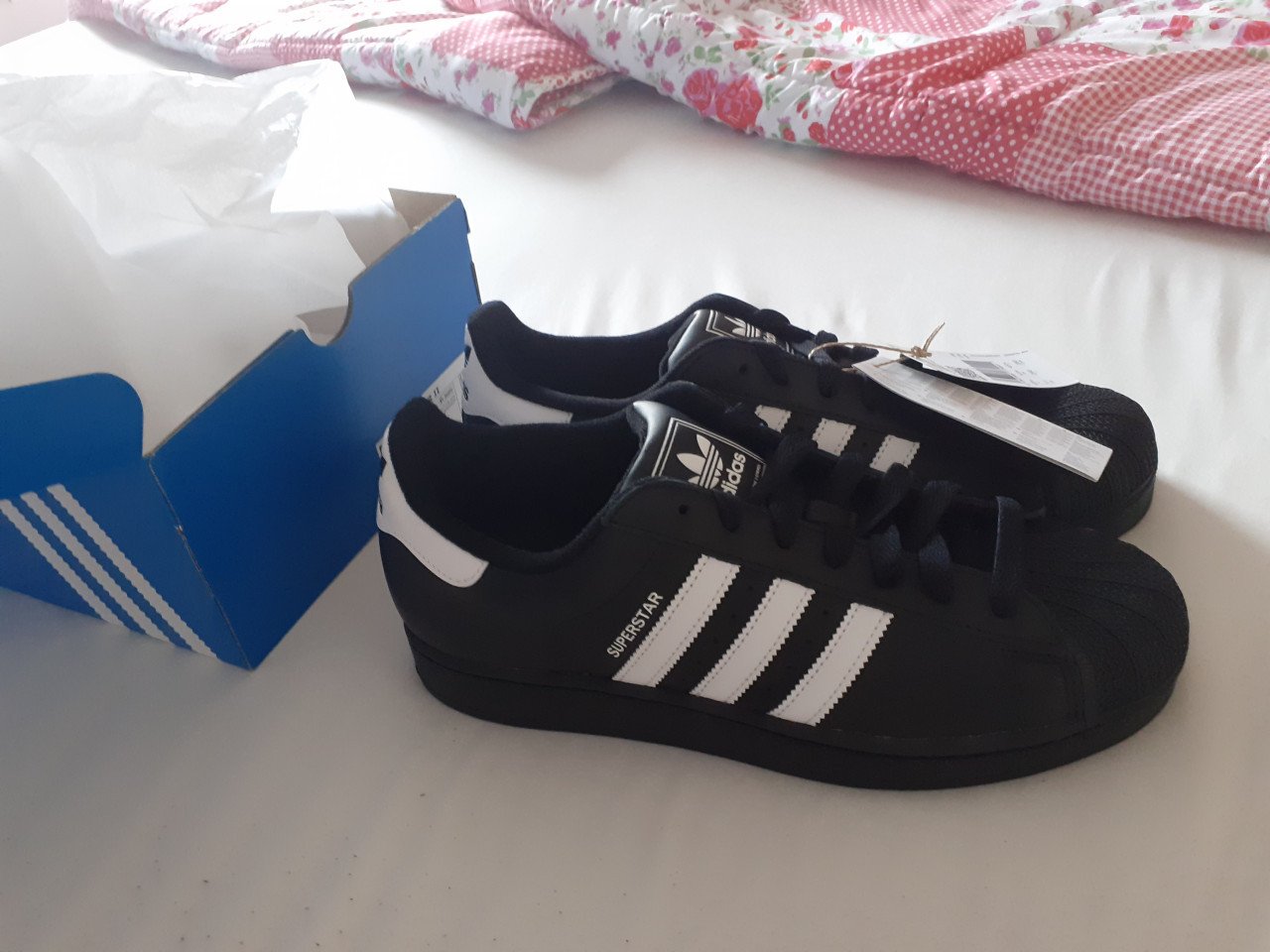 Nieuwe Addidas schoenen maat 45  nooit opgelopen