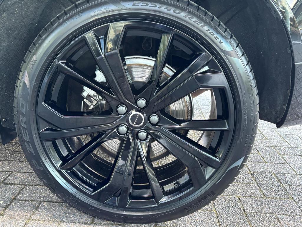 Volvo XC60 2.0 t6 plug-in hybrid 398pk aut awd black edition| facelift| pan