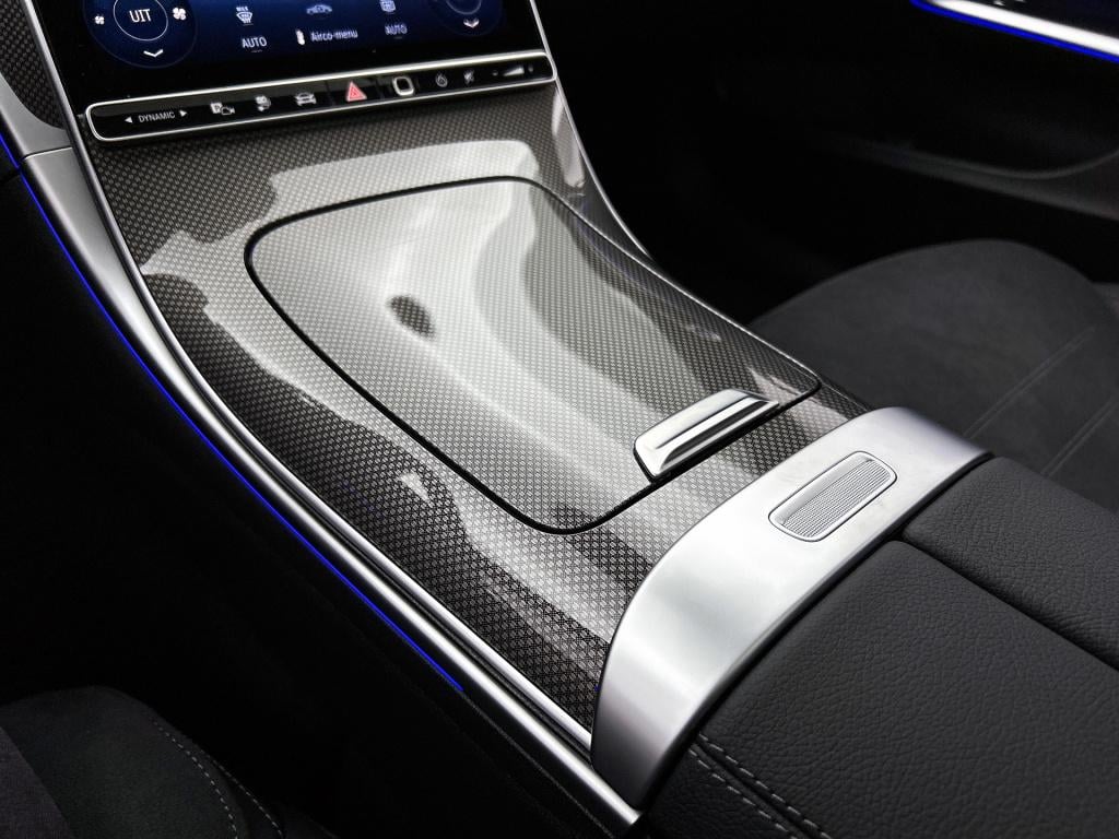Mercedes-Benz C-Klasse 300 e 140 years edition | amg line premium plus | ni