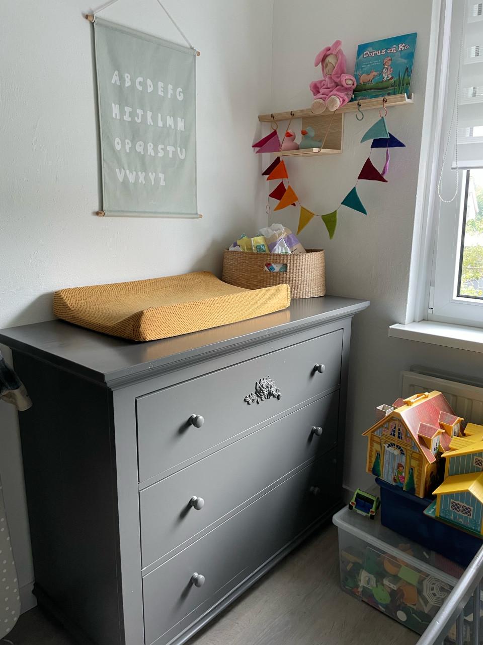 Jaren 60 babybed en commode