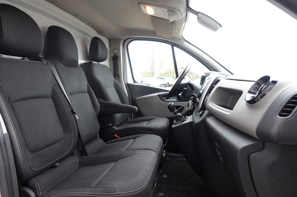 Renault Trafic 1.6 dci t27 l1h1 luxe