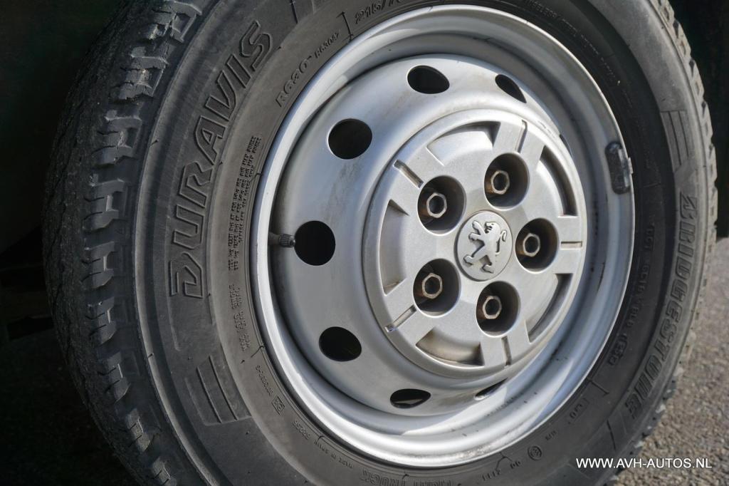 Peugeot Boxer 330 2.2 hdi l2h2 profit+