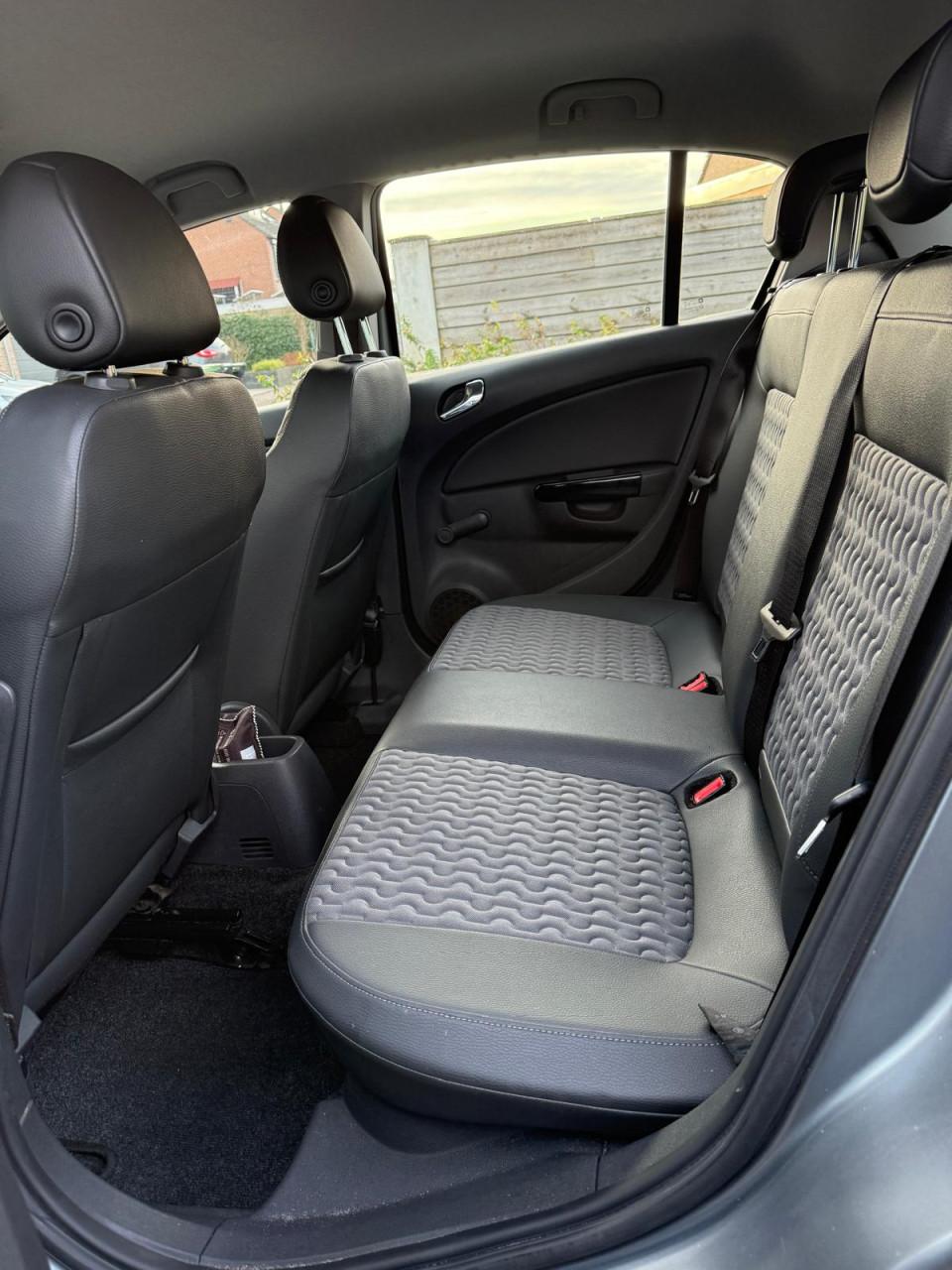 Auto Opel Corsa, 5-deurs