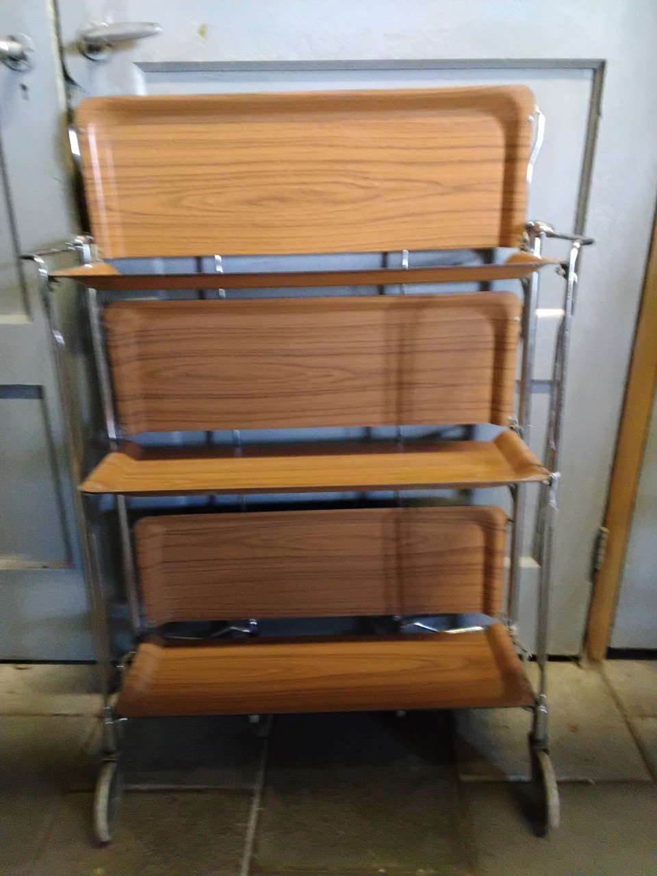 Vintage serveerwagen