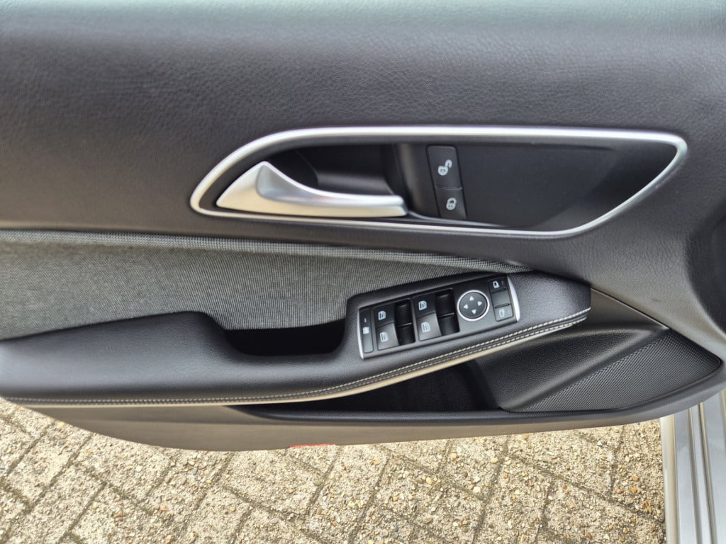 Mercedes-Benz A-Klasse 160 ambition