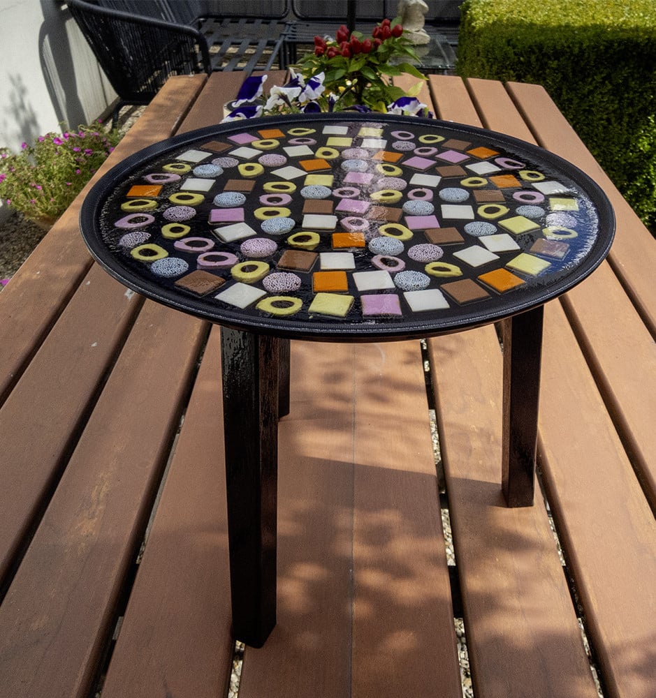 Te koop bijzettafel Engelse drop in de epoxy