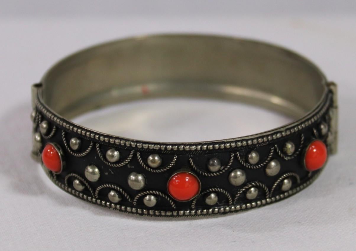 Armband met bloedkoraal