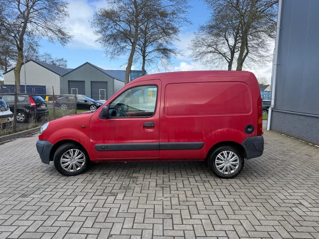 Renault Kangoo 1.6-16V Automaat Benzine