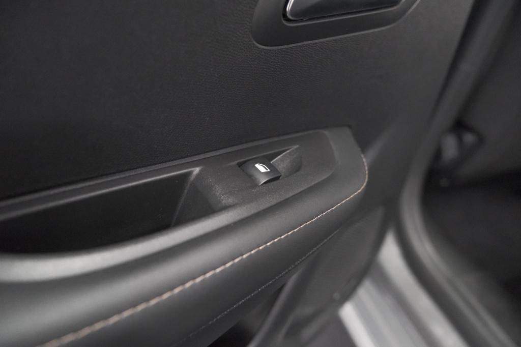 Peugeot 208 puretech 100 allure | gris selenium | apple carplay | parkeerse
